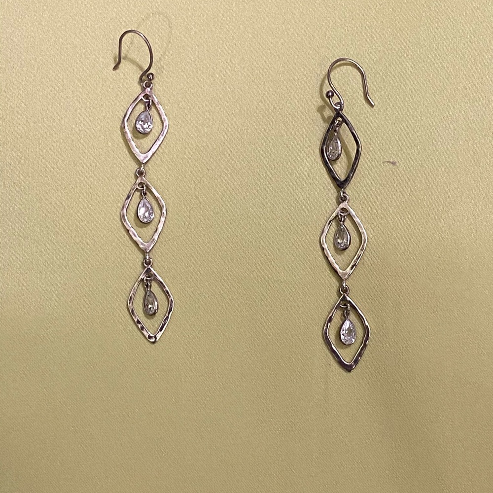 Dangle earrings